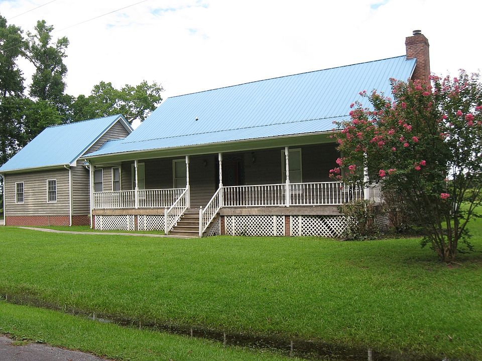 2nd image of 822 Sea Gate Dr