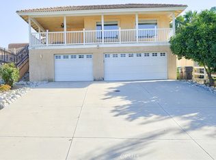 14183 Meadowlands Dr, Riverside, CA 92503