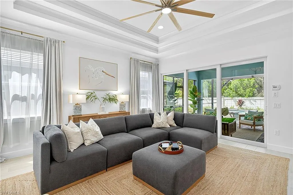 2 bed, 2.0 bath, 1560 sqft, $10,000 — Photo 3