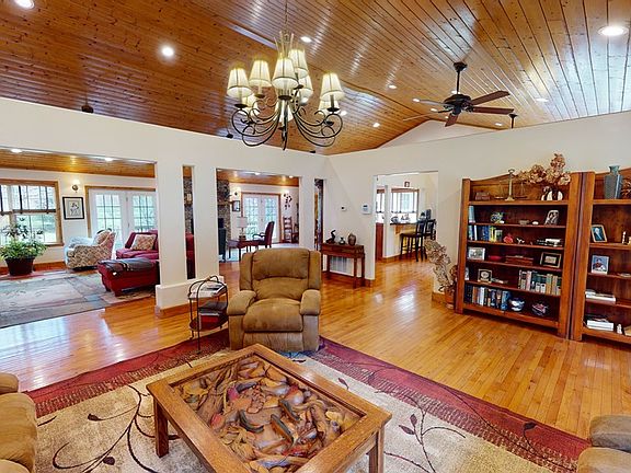 4th image of 78 Eden Acres Dr