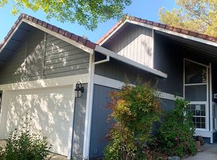 100 Smokey Hills Dr, Vallejo, CA 94589