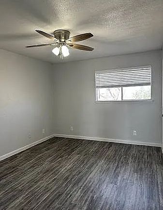 2nd image of 8150 Crosscreek D2f5f3fe Bay #0d2f5f3fe