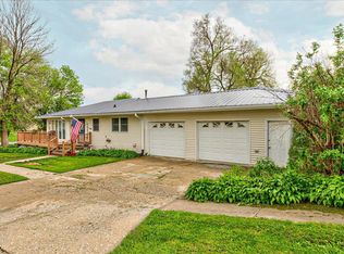 108 1st St, Minden, IA 51553
