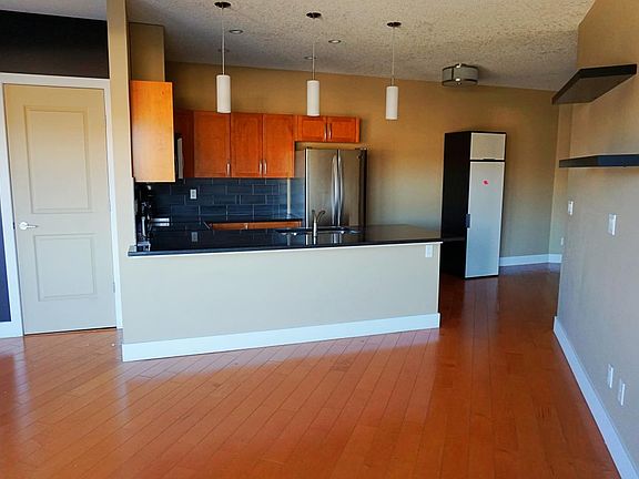 5th image of 1899 45th St NW #409
