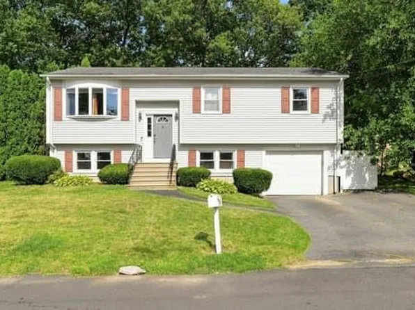 172 Friendship St, North Providence, RI 02904