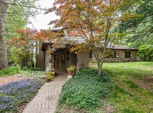 10985 E Pleasant Lake Rd, Manchester, MI 48158