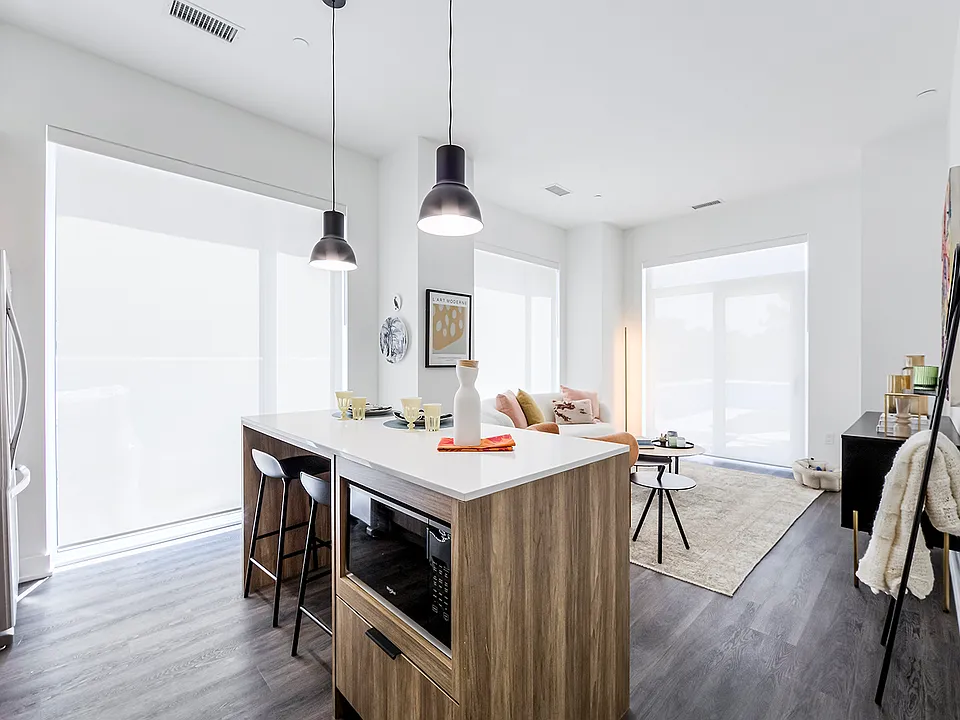 185 Enfield Pl