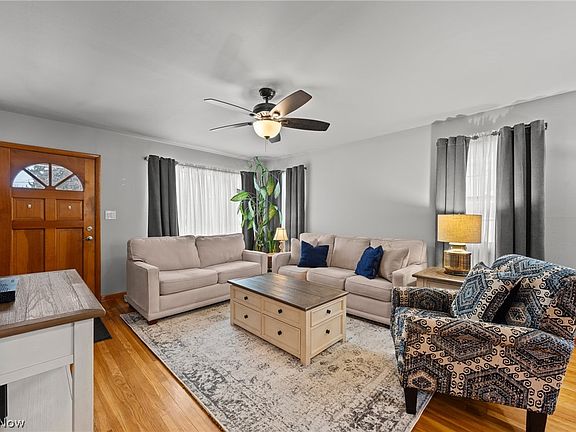 3rd image of 22 E Youtz Ave