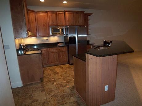 Kitchen closer up