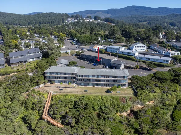 4229 SW Beach Ave #35, Lincoln City, OR 97367