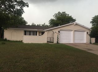 6124 Cliffside Dr, Edgecliff Village, TX 76134