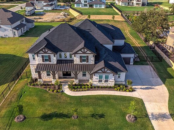 2nd image of 4808 Hughes Cir