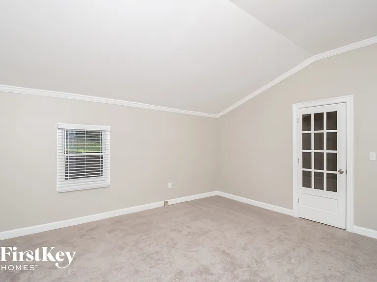 3224 Chisholm Trl — Photo 10