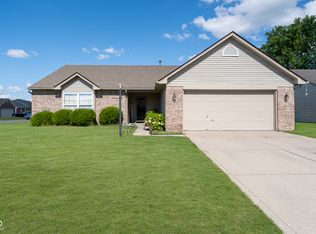 12847 Patrick Ct, Fishers, IN 46038