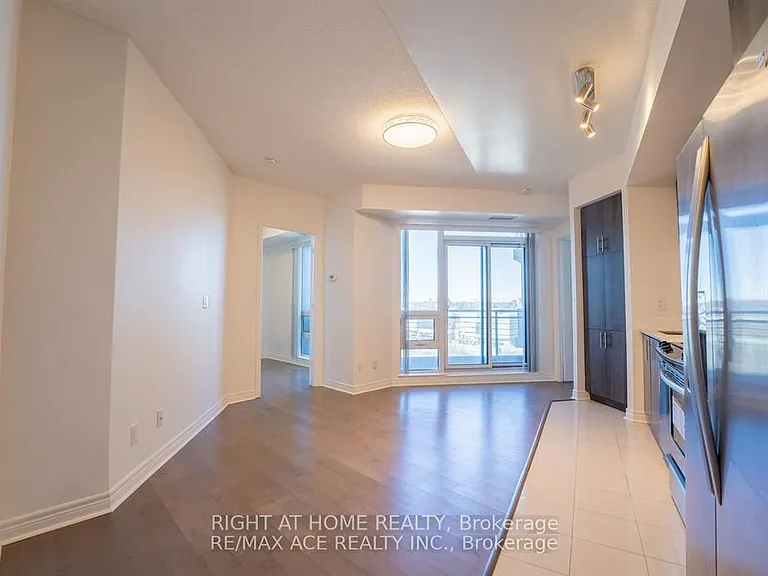 2756 Old Leslie St #922 — Photo 6