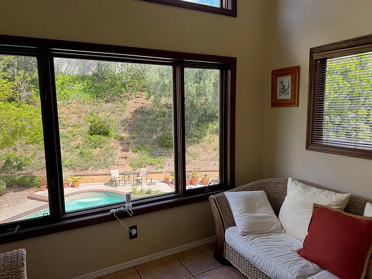 4576 Sherlock Ct — Photo 11