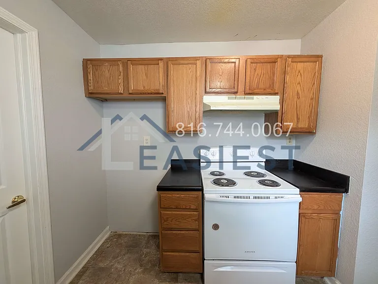 3404 Wayne Ave — Photo 9