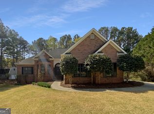 105 Laurel Ridge Ct, Fayetteville, GA 30215