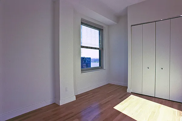 Rented by Century 21 NY Metro | media 28