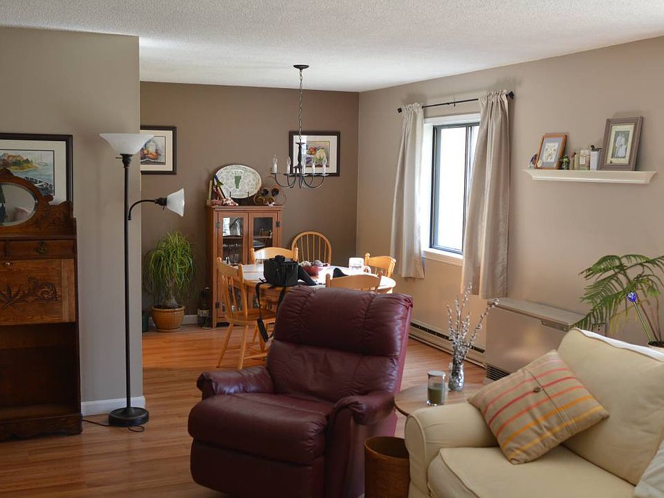 79 Bayberry Ln, South Burlington, VT 05403 Zillow