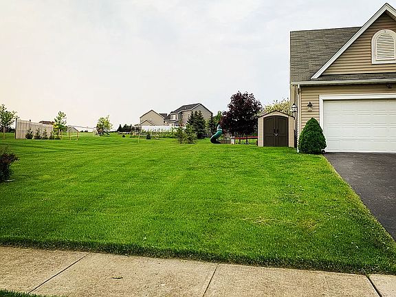 2nd image of 5170 Park Meadow Ln