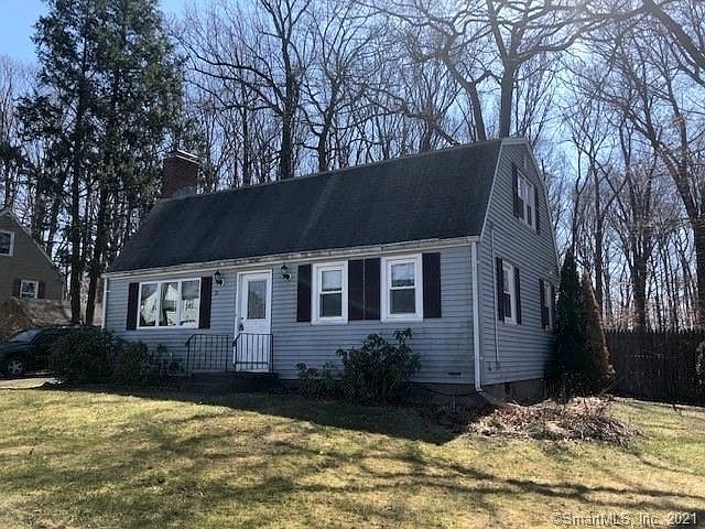 1st image of 72 Beechwood Dr