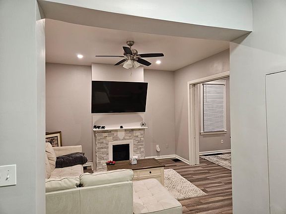 2nd image of 1503 Blair Ave