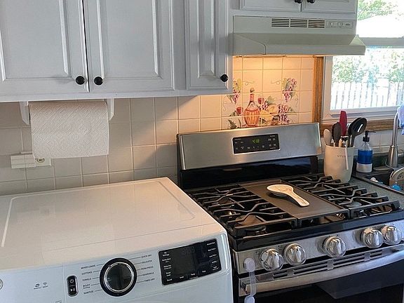 4th image of 0N657 S Knollwood Dr