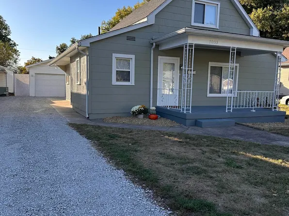 2033 N 19th St, Springfield, IL 62702