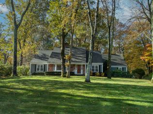 71 Madison Springs Dr, Madison, CT 06443