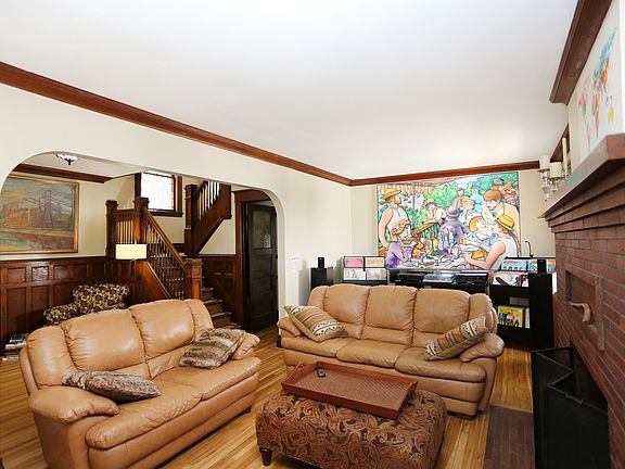 3rd image of 803 Bird Ave