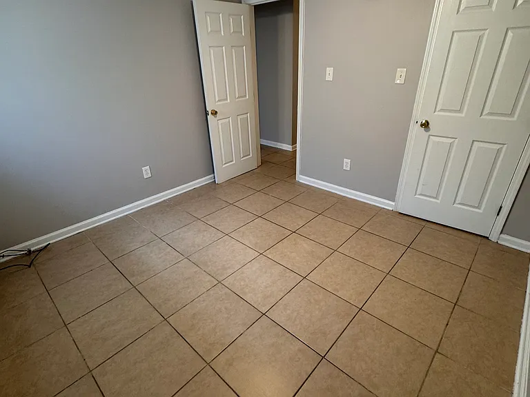 3221 Golden Dr #D — Photo 12