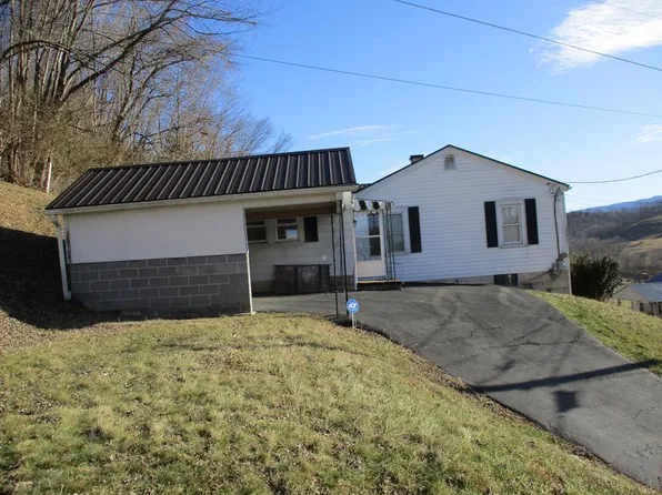 316 Orchard St, North Tazewell, VA 24630