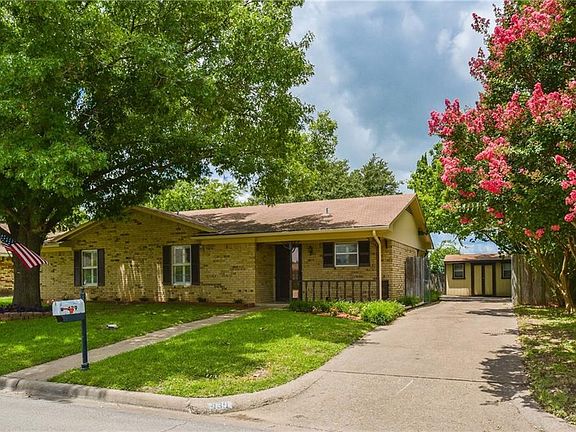 2nd image of 439 Gingerbread Ln
