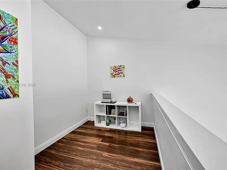 21150 NE 3rd Ave — Photo 20