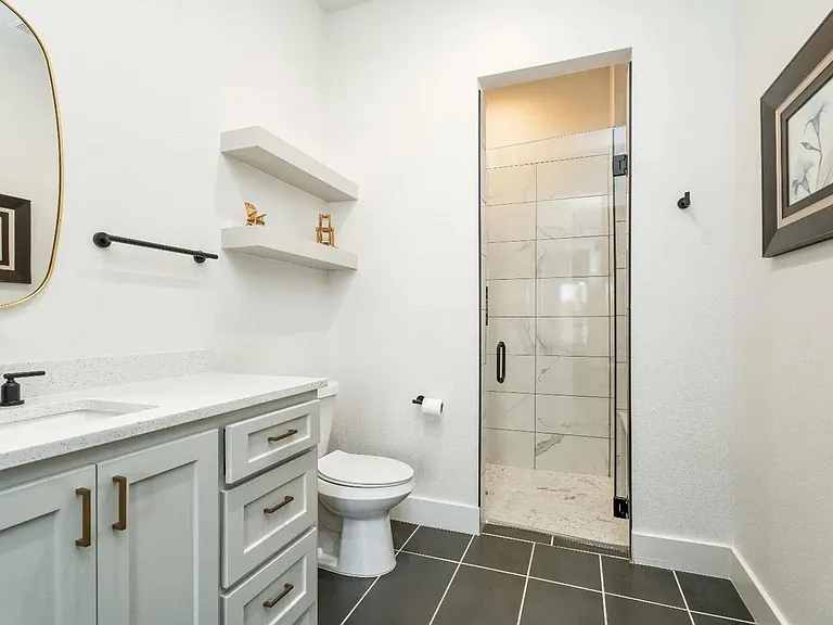 1205 Buckingham Ave — Photo 17