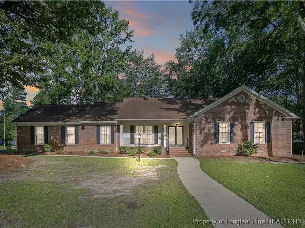 322 Lofton Dr, Fayetteville, NC 28311