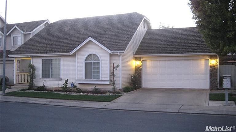 2nd image of 2101 Hearthstone Ln