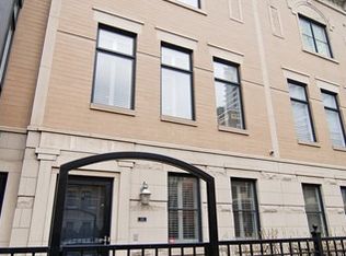 123 E 18th St, Chicago, IL 60616