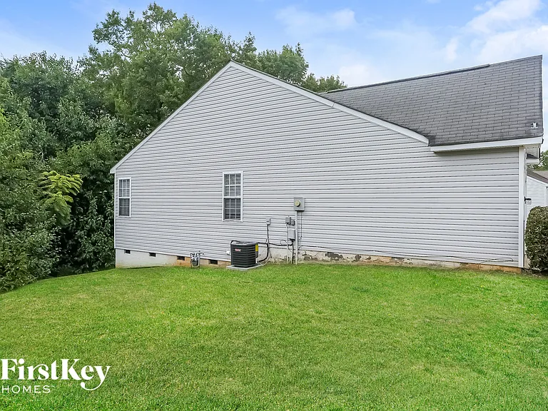 933 Milkwood Ln — Photo 15