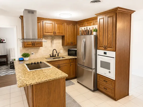 1609 Bradford Pl, Fort Worth, TX 76112