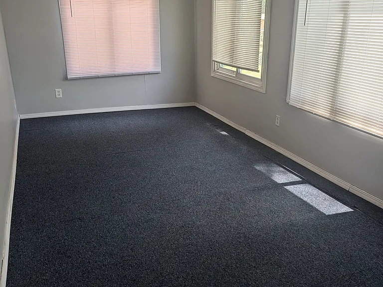 4733 W Harry St — Photo 6