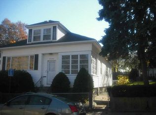 17 Mowry St, Providence, RI 02904