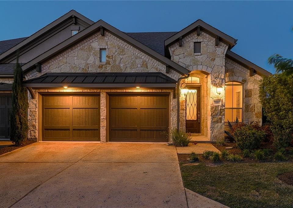 1st image of 118 Beneteau Dr #86