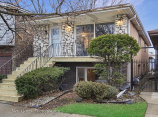 7225 W 63rd Pl, Summit, IL 60501