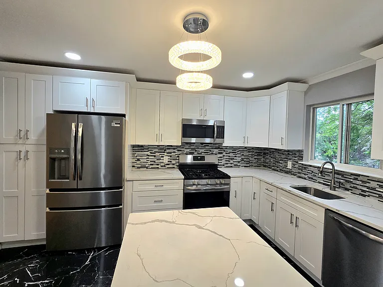 174 Palisade Ave #109 — Photo 12