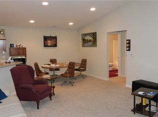 8446 Fiddlers Creek Cir NW, North Canton, OH