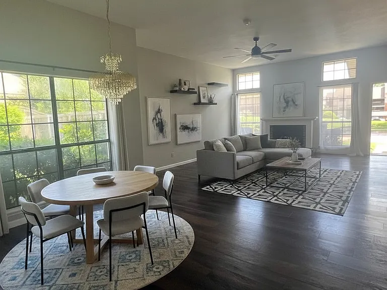 1109 Baxter Dr — Photo 2