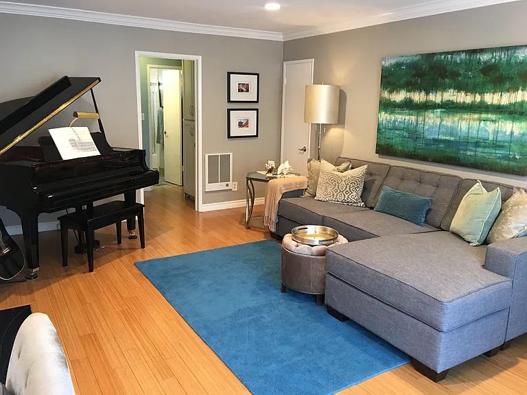 11836 Mayfield Ave #2 — Photo 8