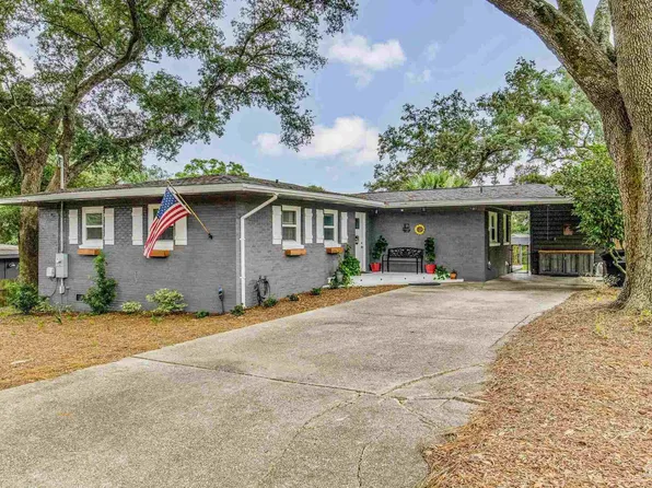 1461 Gamarra Rd, Pensacola, FL 32503